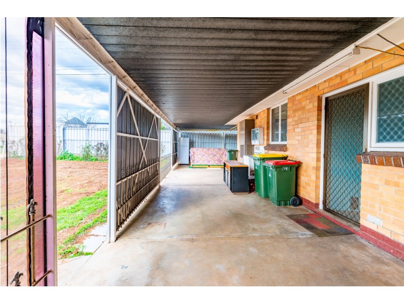 54 Volare Avenue, Para Vista SA 5093