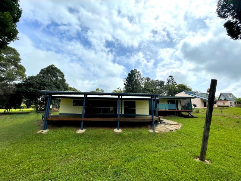 9 Harper Drive, Yungaburra QLD 4884