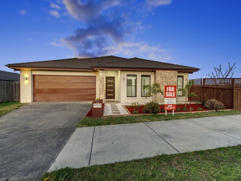 104 Fernbrooke Boulevard, Redbank Plains QLD 4301