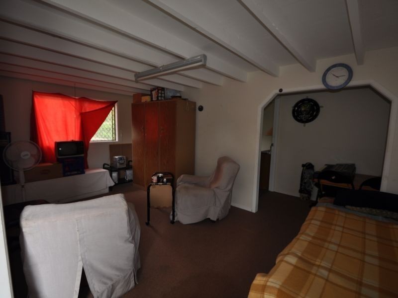 56 Mayes Ave, Kingston QLD 4114