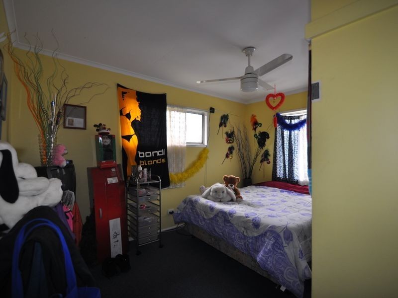 56 Mayes Ave, Kingston QLD 4114