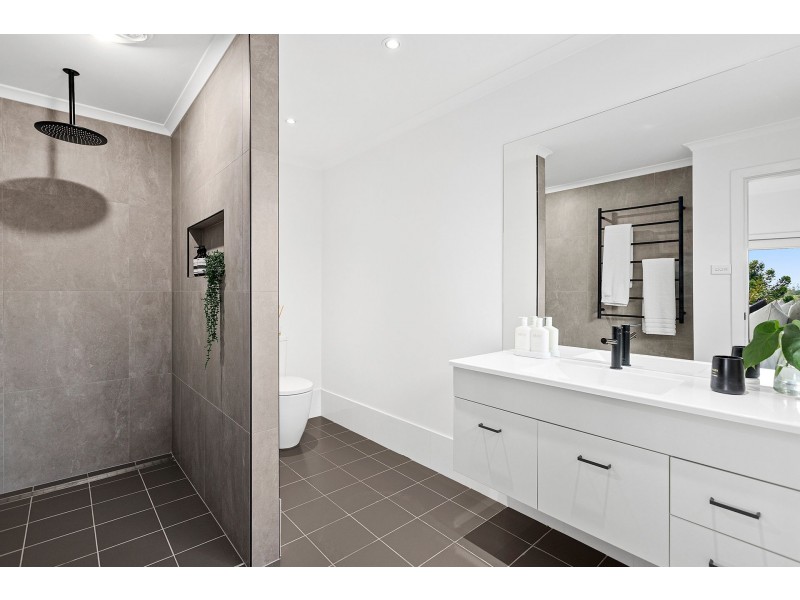 6 Miriam Place, Flinders NSW 2529