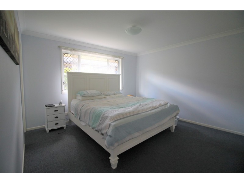 104 Charolais Cres, Upper Kedron QLD 4055