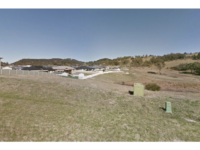 29 Kirkley Street, South Bowenfels NSW 2790