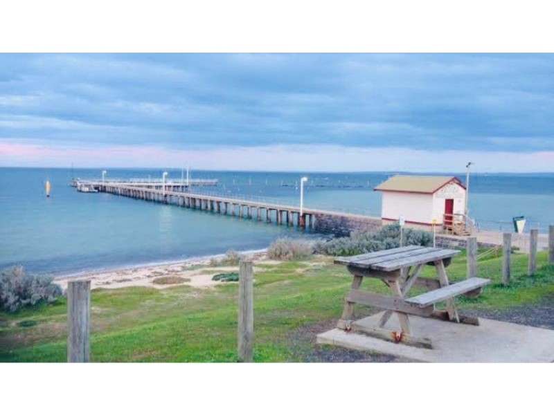 36 Duchess drive, St Leonards VIC 3223