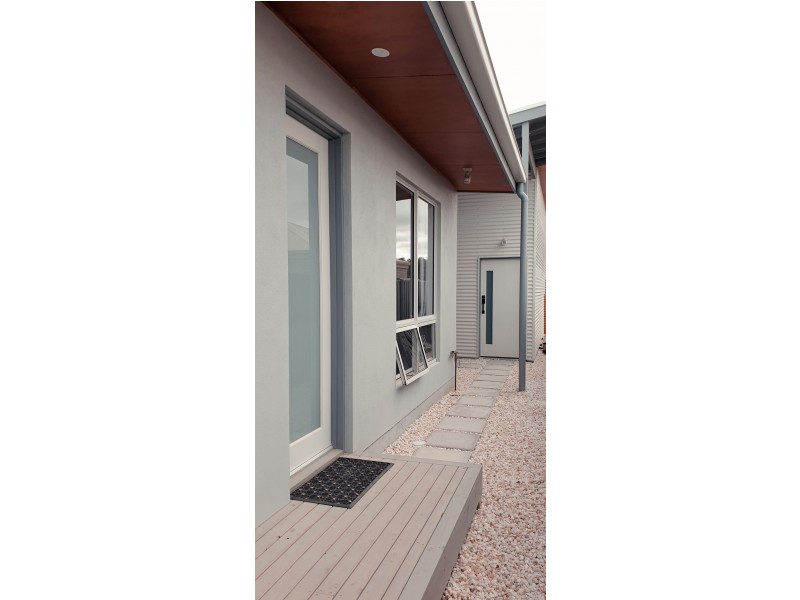 1 Princess Royal Parade, Hindmarsh Island SA 5214