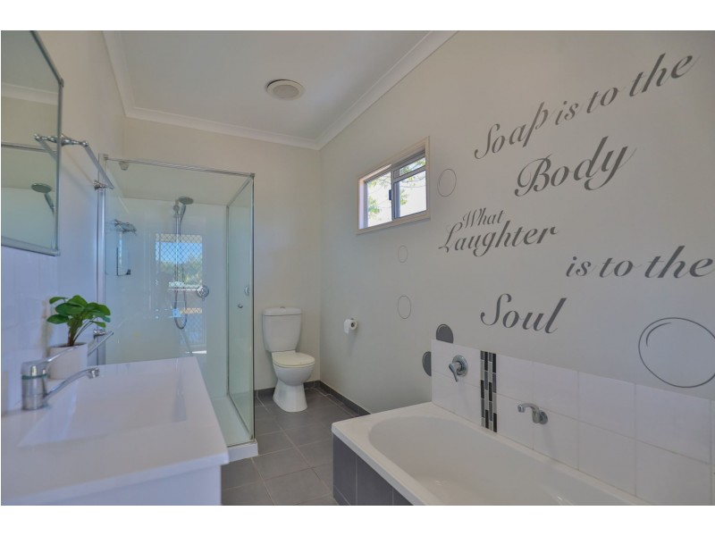 17 Avoca street, Millbank QLD 4670