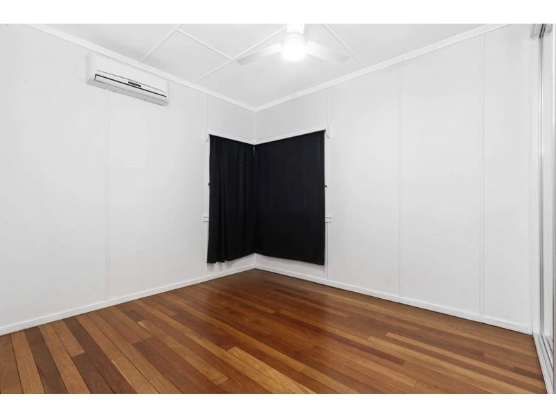 34 Bowen Terrace, The Range QLD 4700