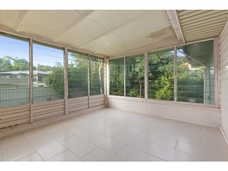 34 Bowen Terrace, The Range QLD 4700