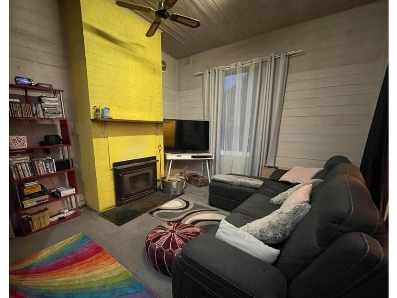 35 English Street, Waratah TAS 7321