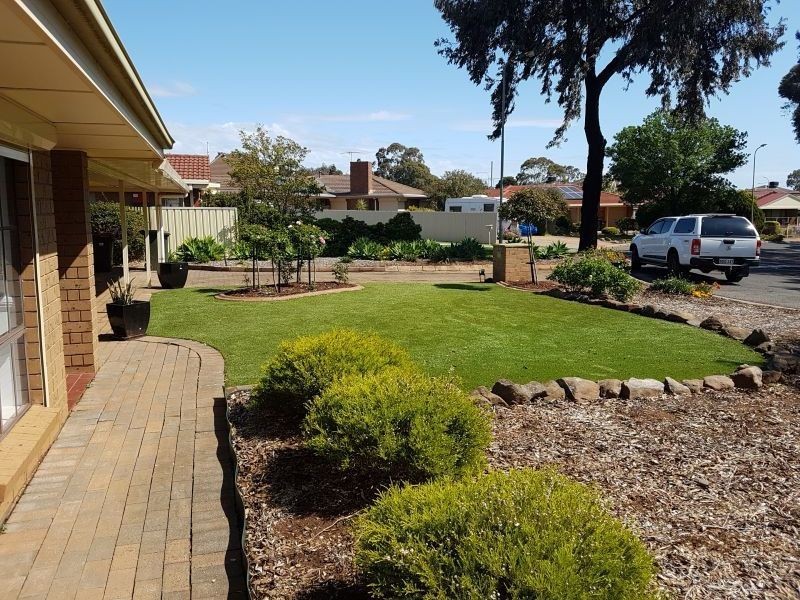 2 Lichfield Crt, Salisbury Heights SA 5109