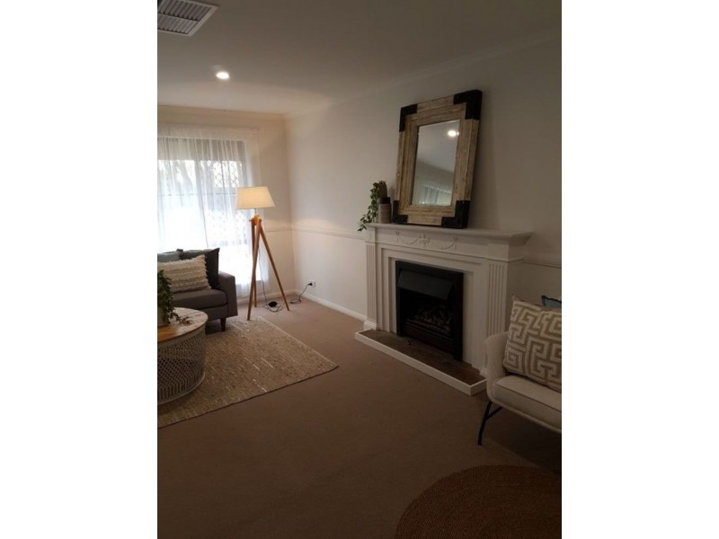 2 Lichfield Crt, Salisbury Heights SA 5109