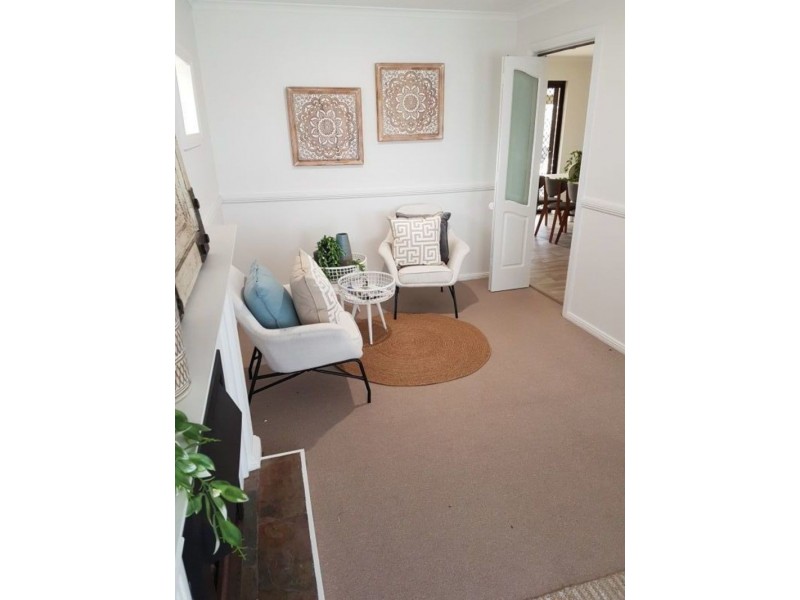 2 Lichfield Crt, Salisbury Heights SA 5109