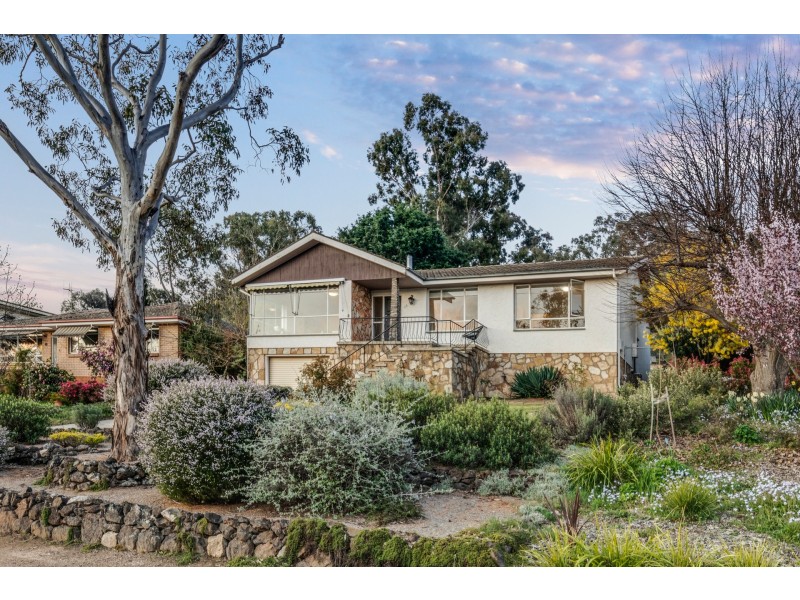 15 Richardson Street, Garran ACT 2605