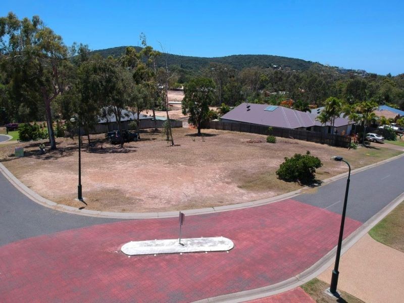 2 Waterlily Place, Yeppoon QLD 4703