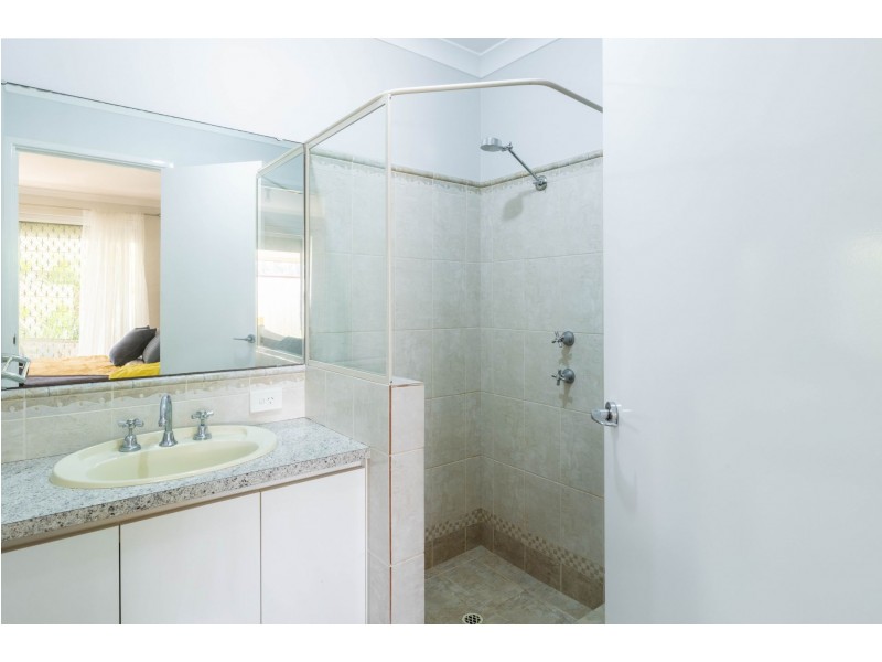 2a Violet Street, Middle Swan WA 6056