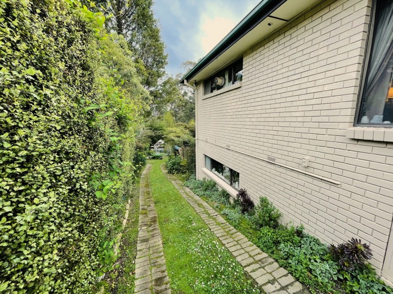 34 Jeeves Ave, Kalorama VIC 3766