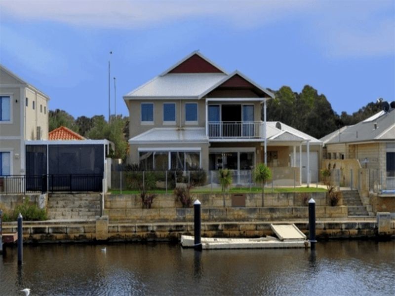 33 Waterlily Drive, Dudley Park WA 6210