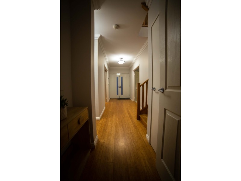 33 Waterlily Drive, Dudley Park WA 6210