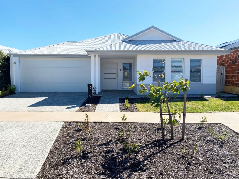 7 Unwin Way, Byford WA 6122