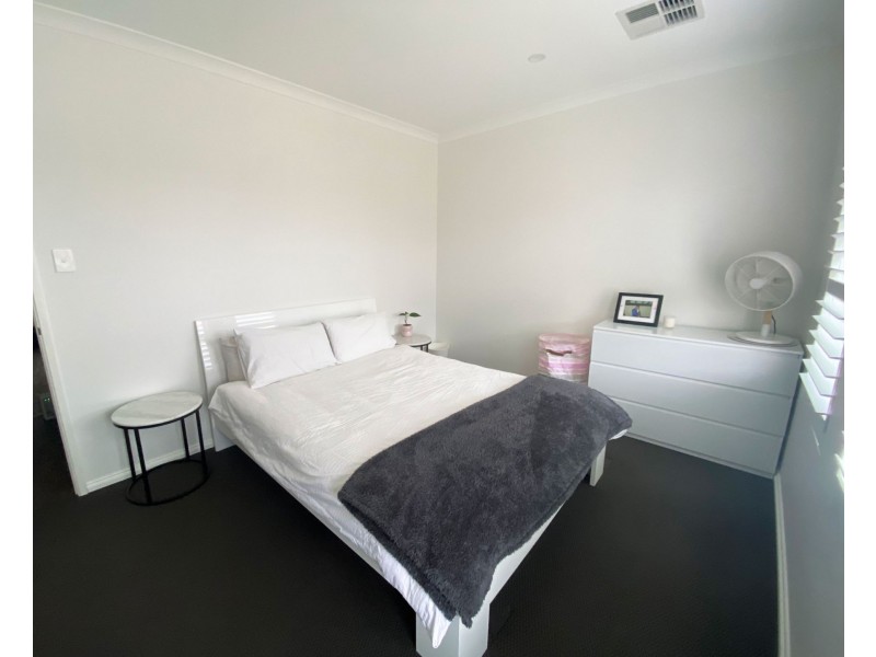 7 Unwin Way, Byford WA 6122