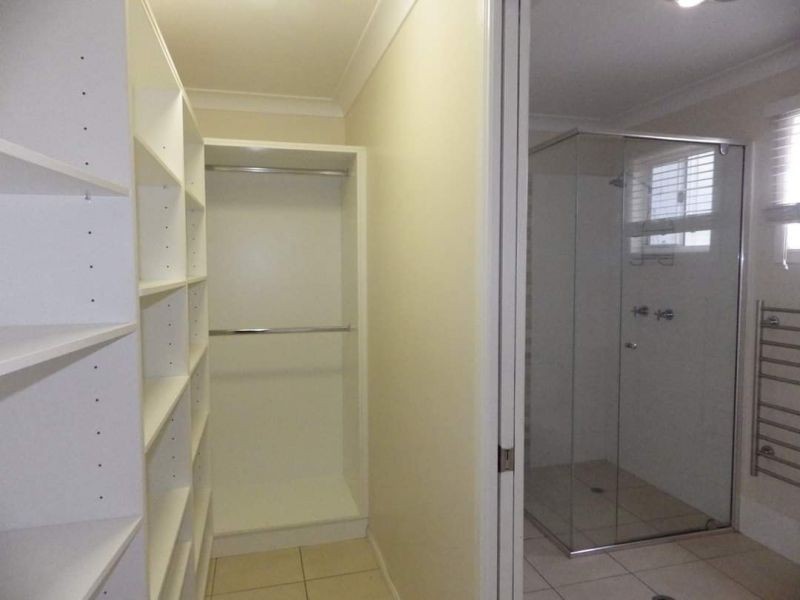 2 Burke Street, Yuleba QLD 4427