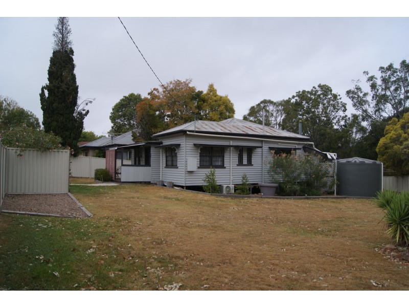 39 Fitzroy st, Kingaroy QLD 4610