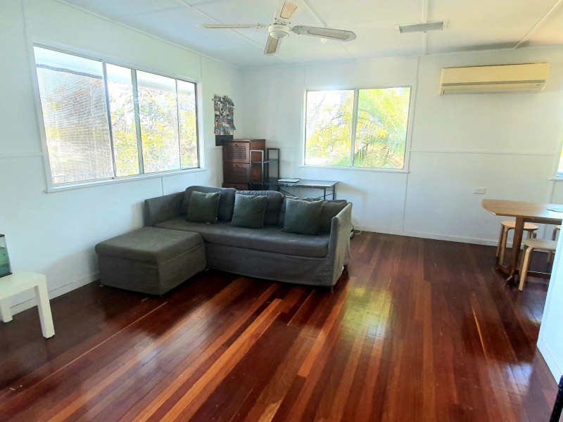 24 Kokoda Road, Soldiers Hill QLD 4825