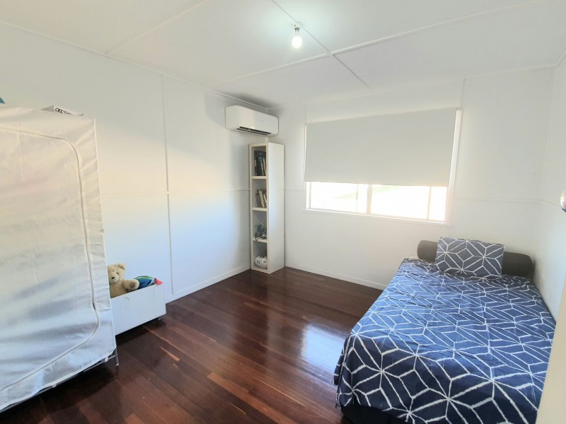 24 Kokoda Road, Soldiers Hill QLD 4825