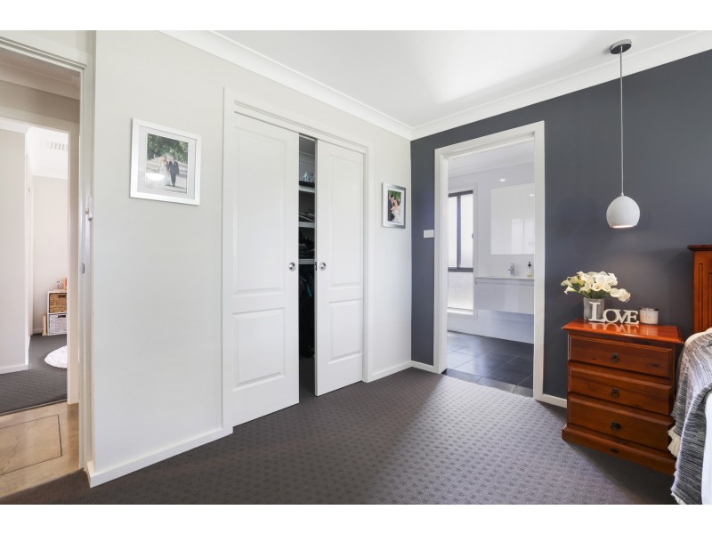 11 Windmill Drive, Moore Creek NSW 2340