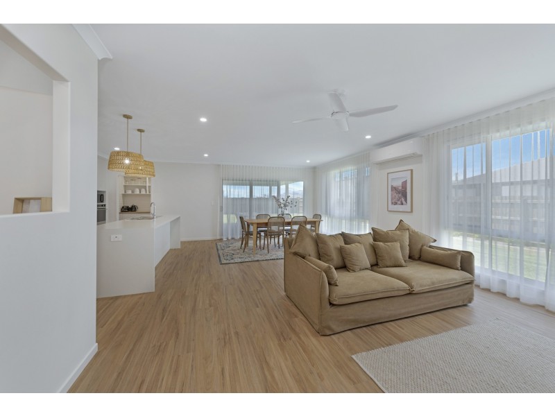 12 Lavella Street, Bargara QLD 4670