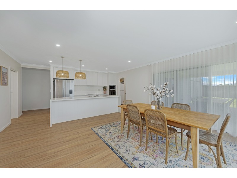 12 Lavella Street, Bargara QLD 4670