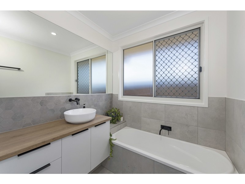 12 Lavella Street, Bargara QLD 4670