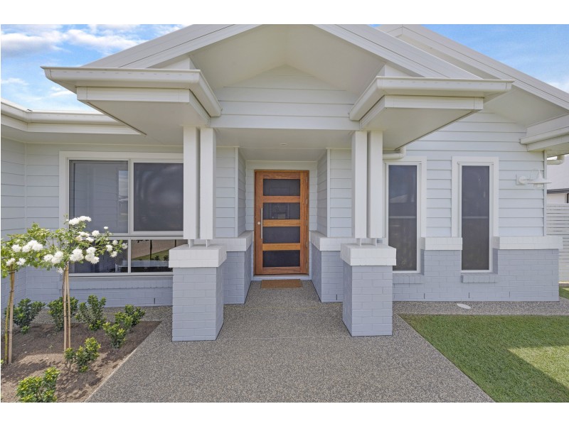 12 Lavella Street, Bargara QLD 4670