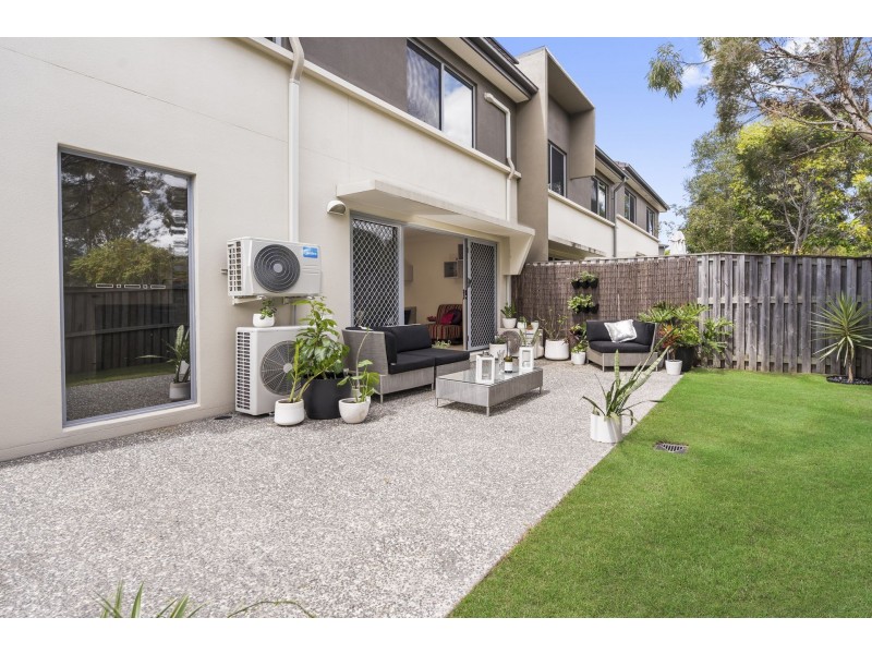 11/1 Belongil Street, Pacific Pines QLD 4211