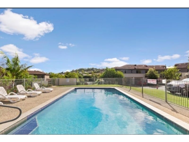 11/1 Belongil Street, Pacific Pines QLD 4211