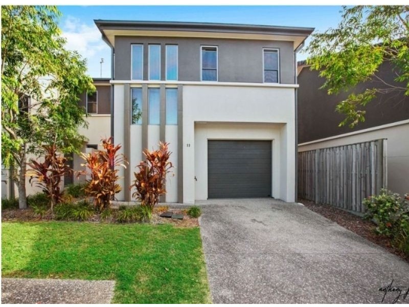 11/1 Belongil Street, Pacific Pines QLD 4211