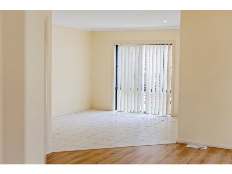 1/2D Ireland Street, Burwood VIC 3125