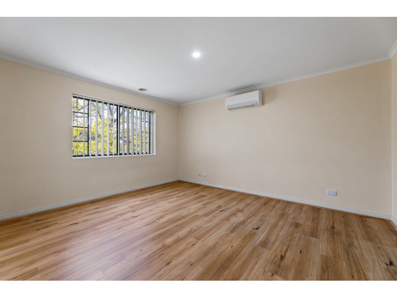 1/2D Ireland Street, Burwood VIC 3125