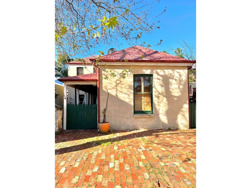 10A Corkhill street, North Fremantle WA 6159