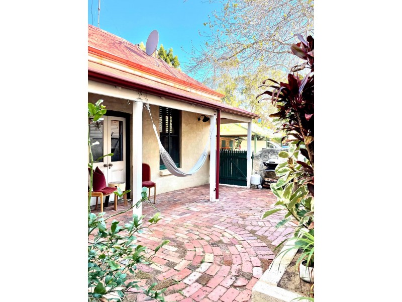 10A Corkhill street, North Fremantle WA 6159