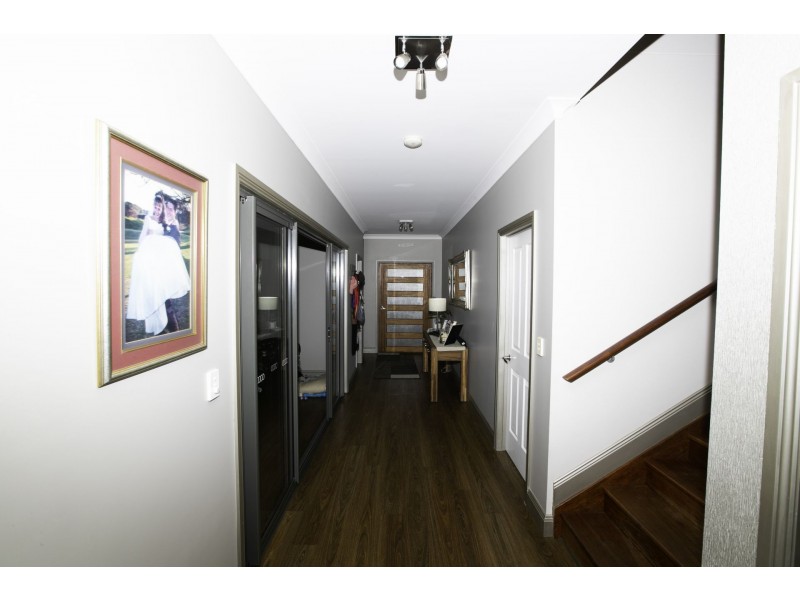 125 Cedar Creek Road, Upper Kedron QLD 4055