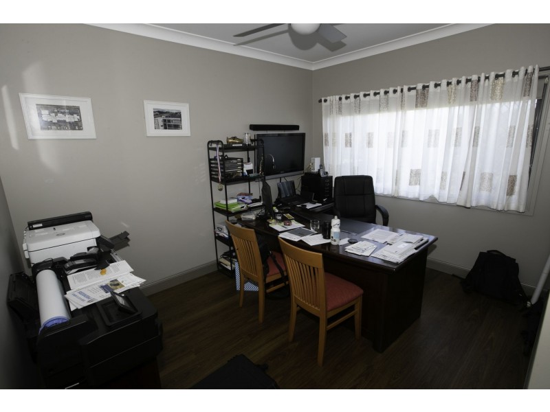 125 Cedar Creek Road, Upper Kedron QLD 4055