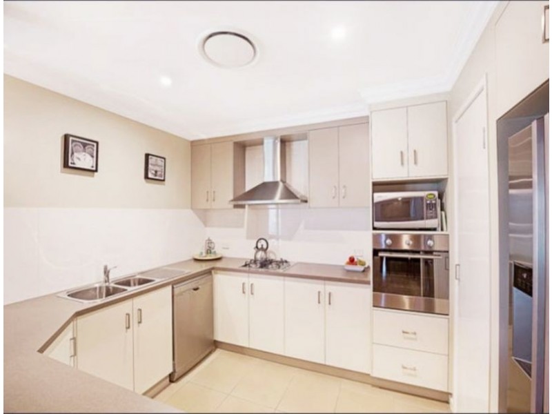 11 Kingston Road, Hodgson Vale QLD 4352