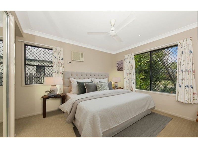 24 Wexford Crescent, Mount Low QLD 4818