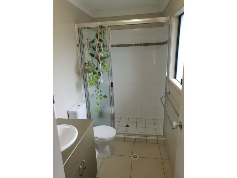 24 Wexford Crescent, Mount Low QLD 4818