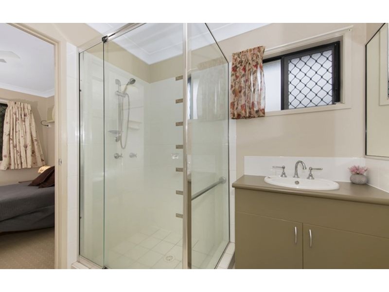 24 Wexford Crescent, Mount Low QLD 4818