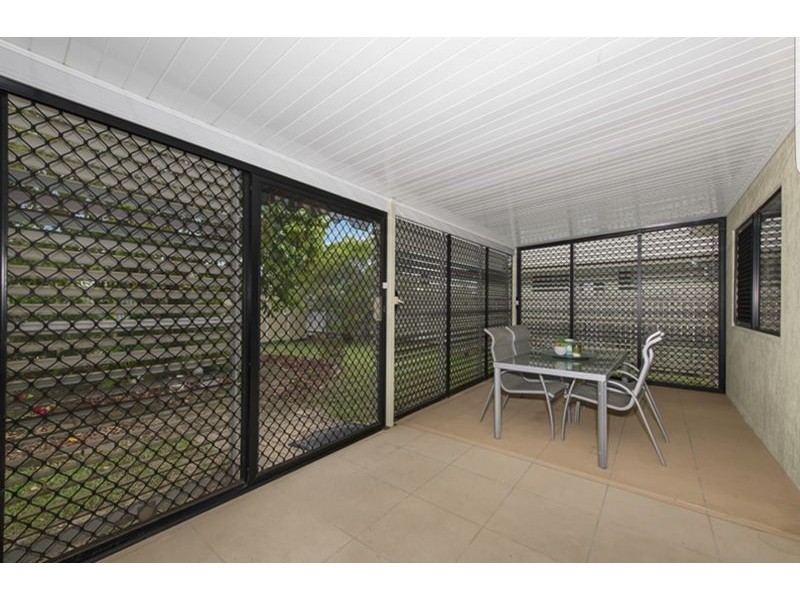 24 Wexford Crescent, Mount Low QLD 4818