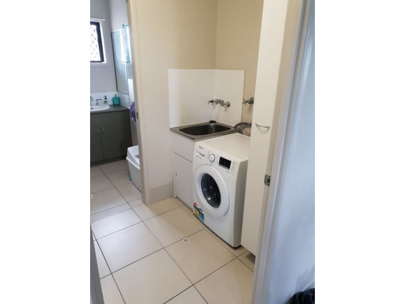 24 Wexford Crescent, Mount Low QLD 4818