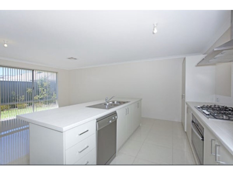 65 Barron turn, South Yunderup WA 6208